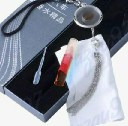 4 in 1 Car Logo Perfume Pendant Air Freshener Hanging Diffuser